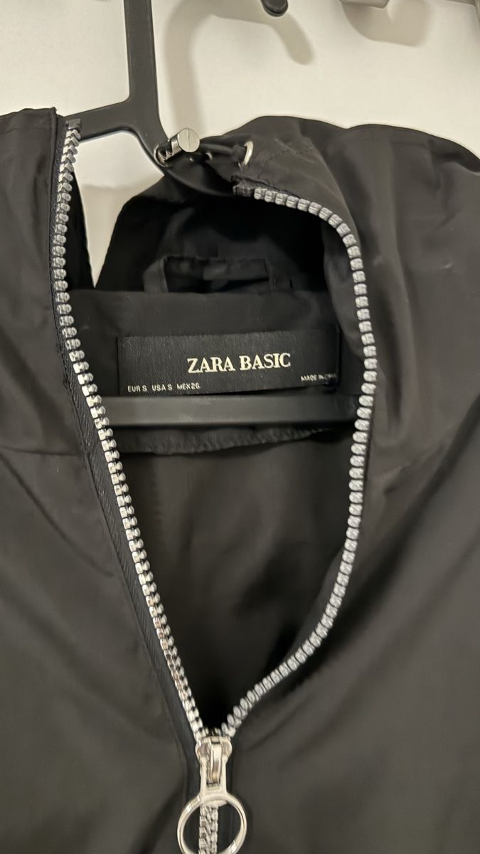 Zara Manteaux: Black Raincoat Zara – Neuf (Voir description) à Dübendorf par maf_6tqh 1