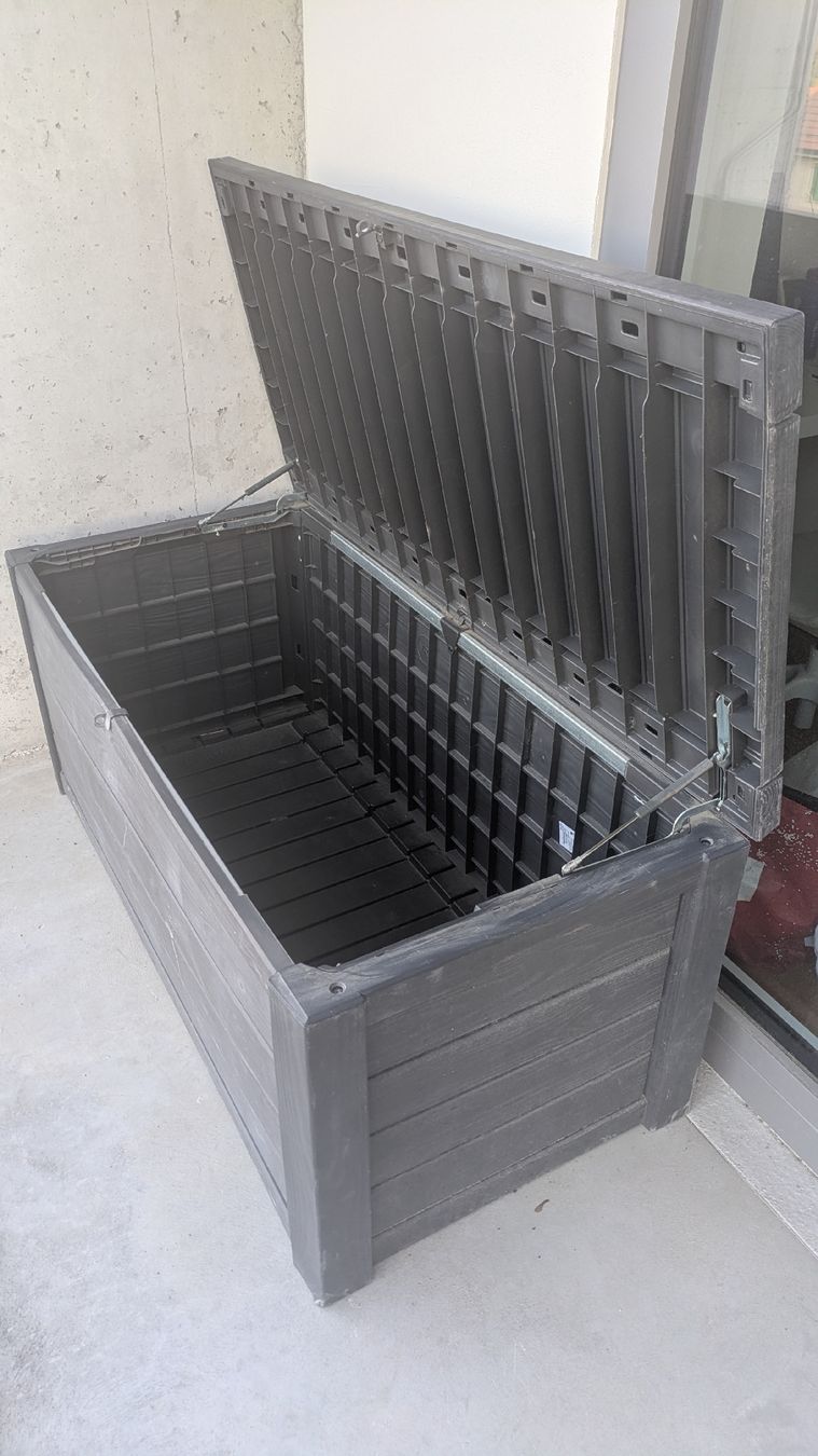 Keter Coffres de rangement: Gartenbox Anthrazit – D'occasion à Bern par Habakukji