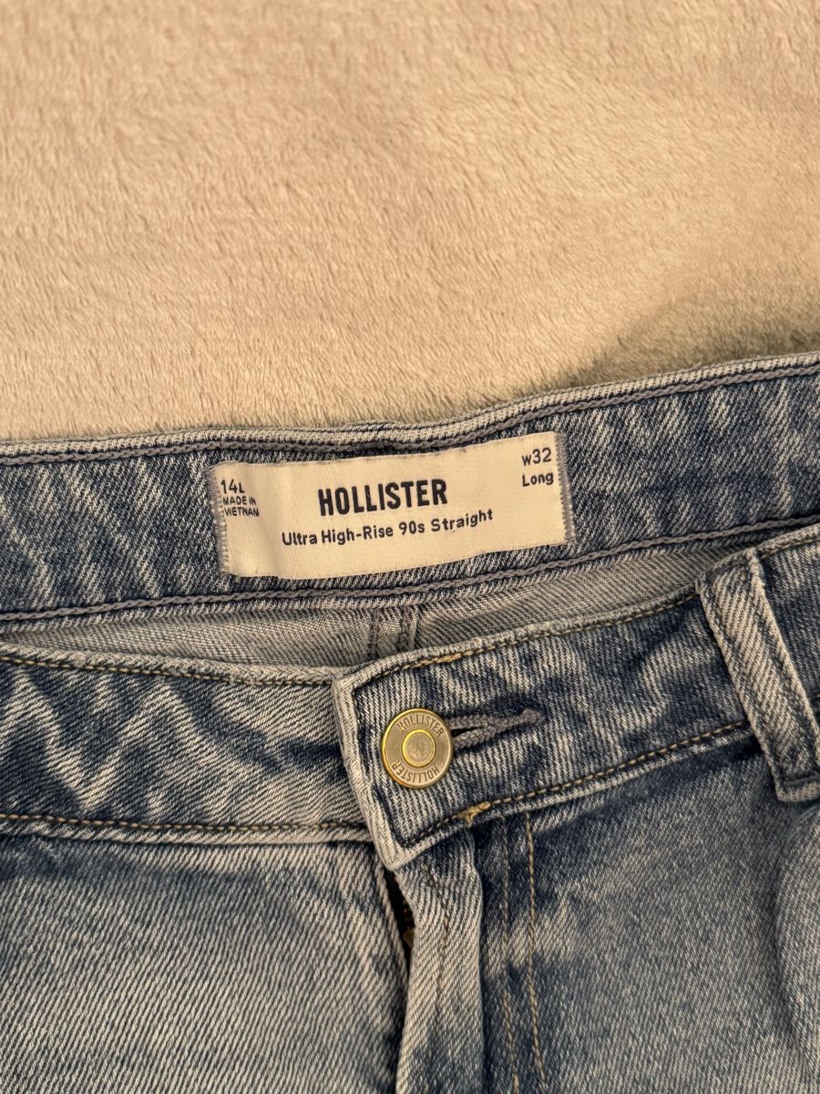 Hollister Jeans: Hollister Jeans – Gebraucht aus Steffisburg von laura_bazinga 1