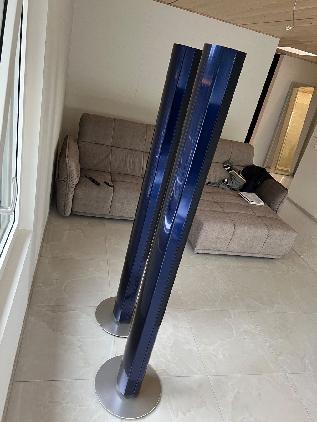 Bang & Olufsen Lautsprecher: Bang Olufsen Beolab 1 Dark Blue – Gebraucht aus Würenlos von bose03