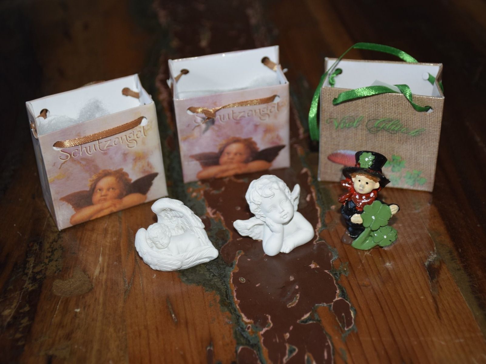 Statuette: Set  Schutzengeli + Kaminfeger im Säckli – Nuovo e nell'imballaggio originale da Wetzikon ZH venduto da Wetzicardo25 4