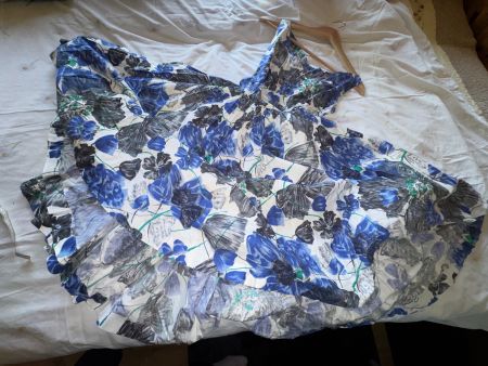 Robe Vintage 1960 imprimé floral bleu blanc noir fait main?
