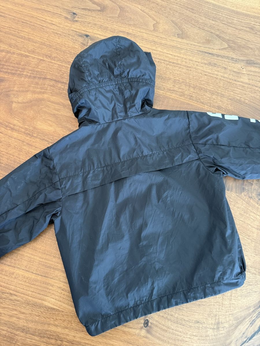 Moncler Jacken: Moncler Regenjacke, 5Y – Gebraucht aus Hofstetten SO von Katharina_Nina_Nina 1