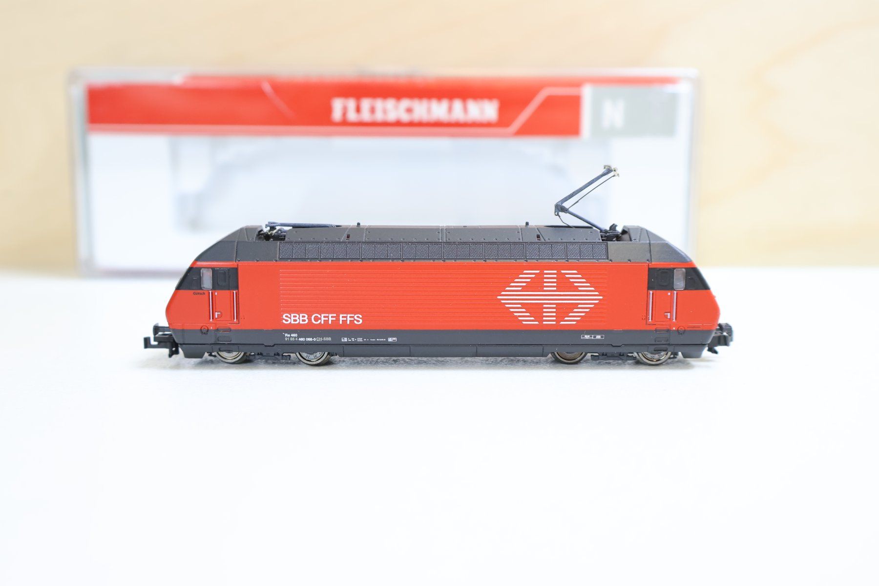 Fleischmann Modellini di ferrovie: Fleischmann Digital - SBB Re 460 E-Lok - Gütsch - 731402 N – Usato da Winterthur venduto da Monstera 5