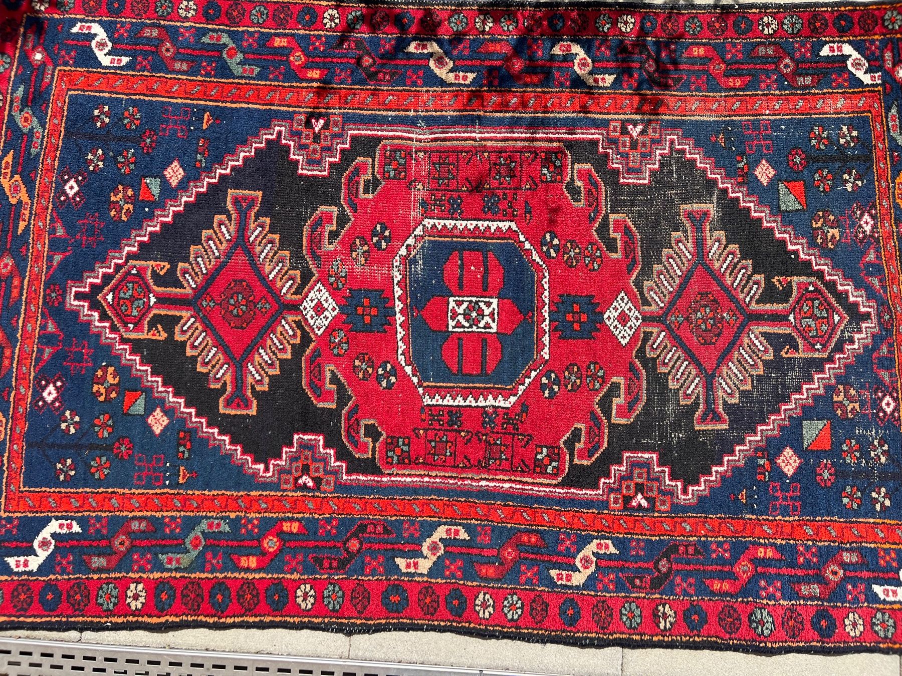 Tappeti: Alter ( Sammler )Teppich 207 x 123 cm – Usato da Unterengstringen venduto da Gustav03