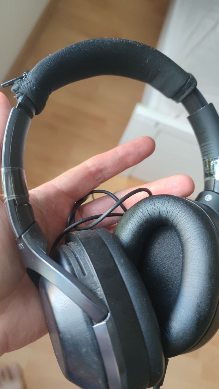 Sony Cuffie: Sony MX1000 – Usato da Meggen venduto da Malecifent