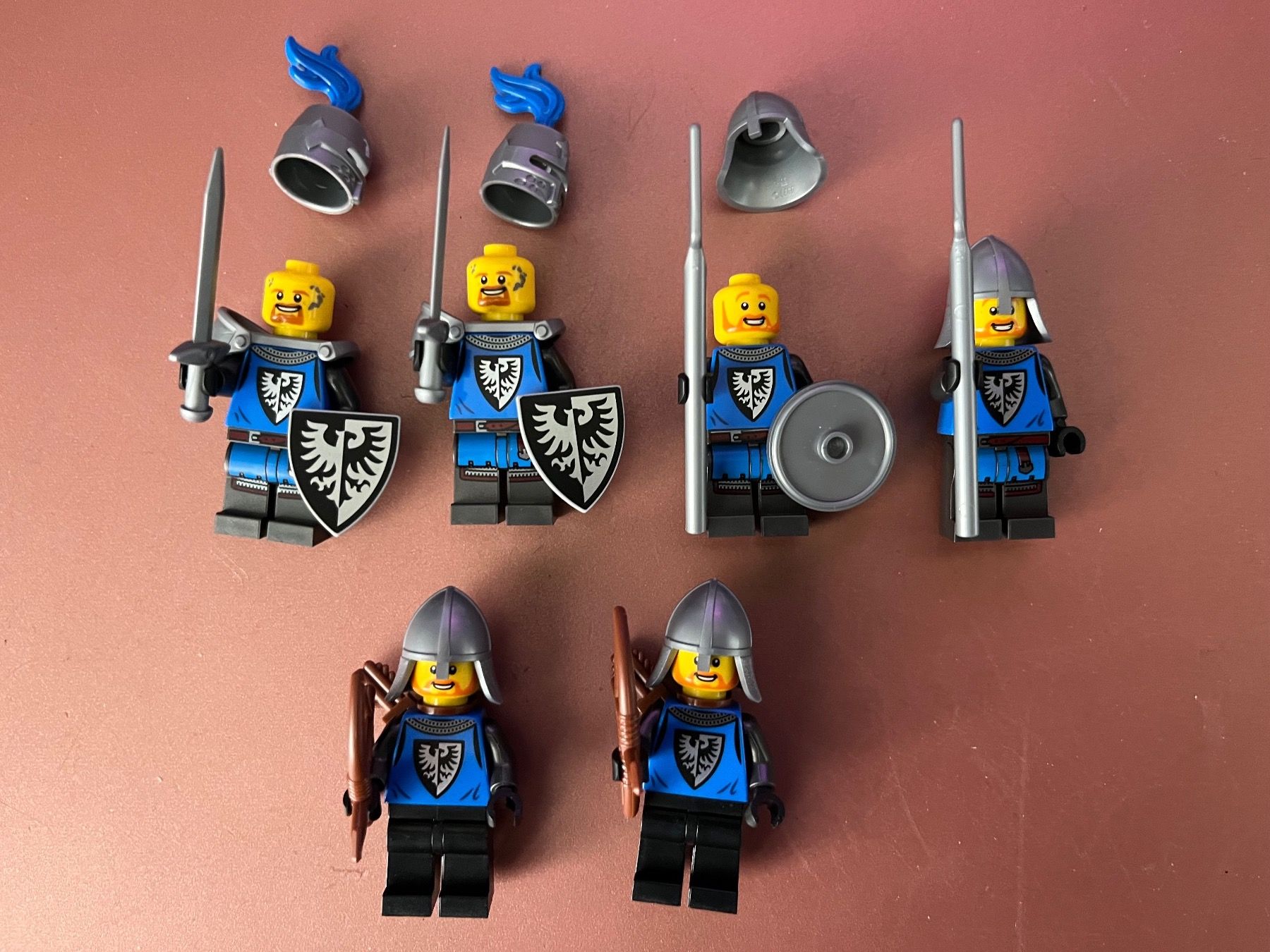 Lego Spielzeuge: 6 Lego Castle Black Falcon Ritter – Neu (gemäss Beschreibung) aus Rebstein von  1