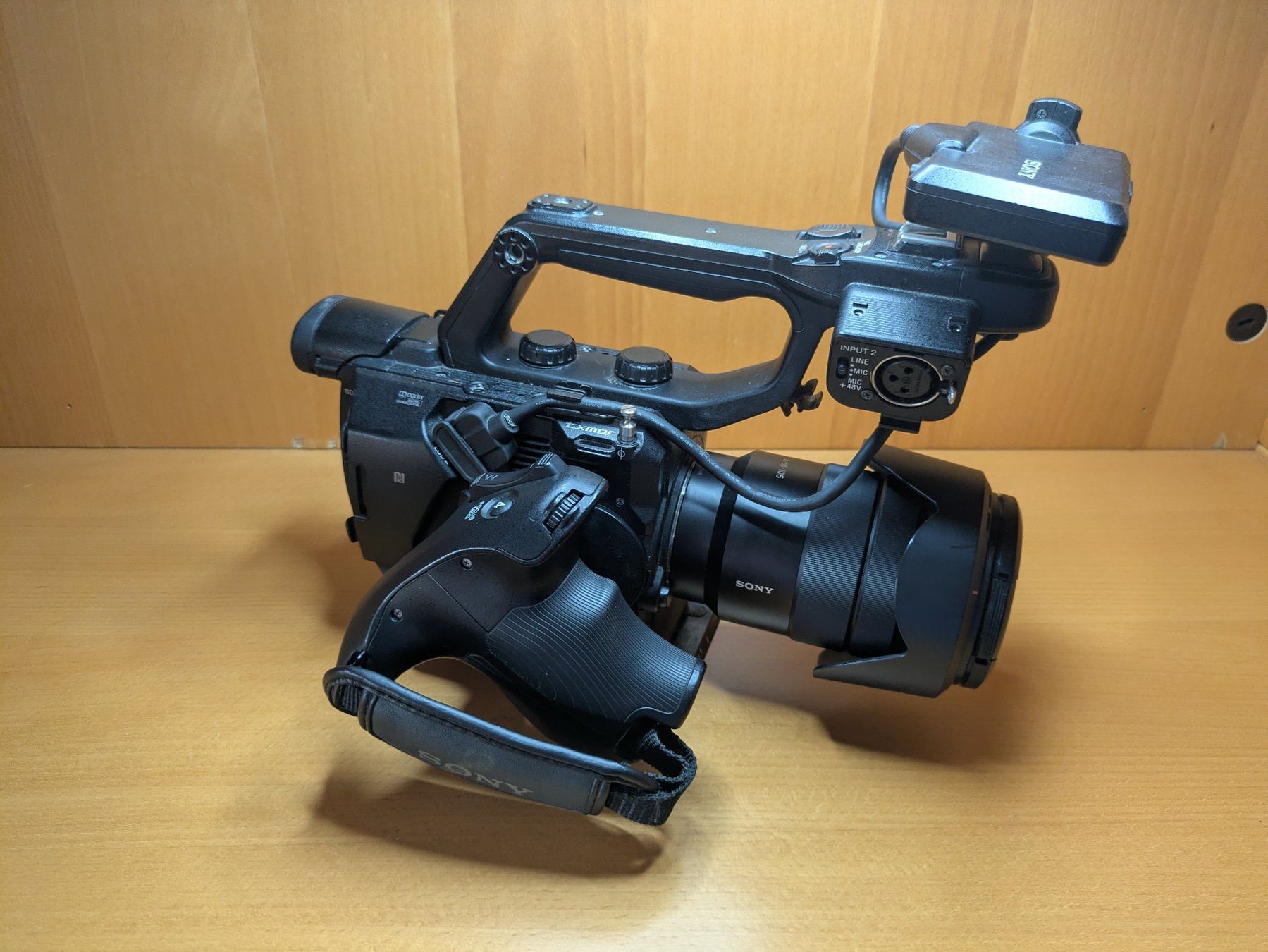 Sony Videocamere: Sony PXW-FS5 4K mit Objektiv – Usato da Neerach venduto da ciegolink 2