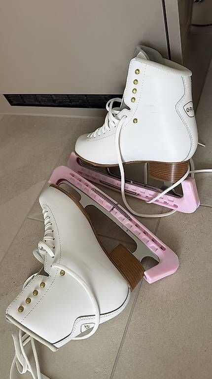 Graf Schlittschuhe: Eislaufschuhe Graf Ruby Champion Grösse UK 6 / FR 39 1/3 – Gebraucht aus Dübendorf von sxna12 1