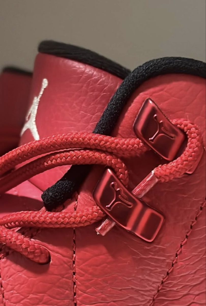 Jordan Chaussures femmes: Jordan 12 Retro Gym Red – D'occasion à Embrach par DmnkGTR 3