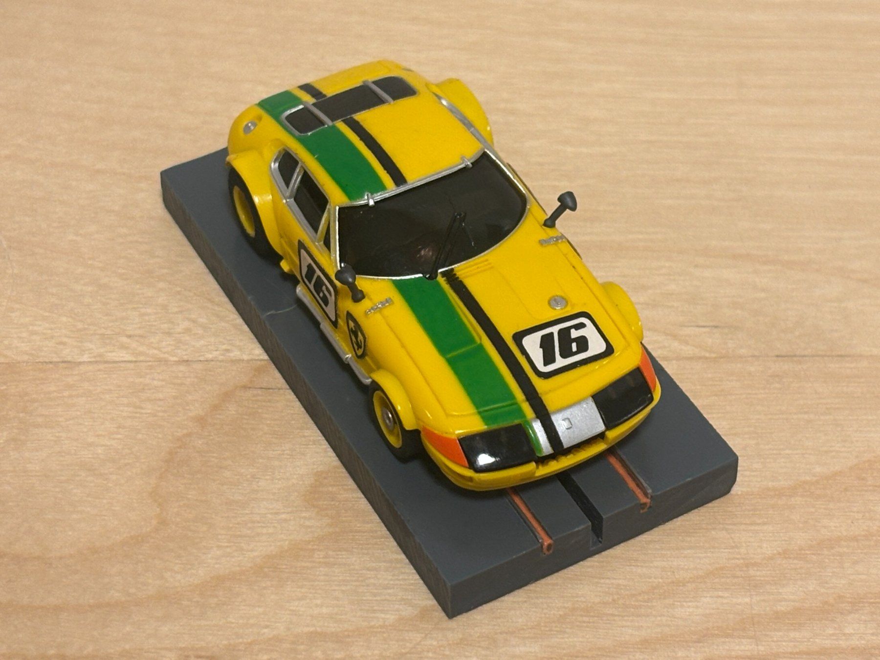 Faller Piste: Faller/Aurora AFX G+Plus Ferrari Daytona Coupé mit Box – Nuovo (secondo la descrizione) da Bülach venduto da h0slotch 6