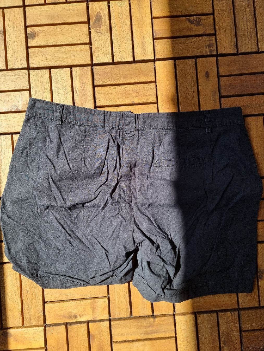 C&A Hosen: Shorts von C&A in Grösse 44 – Gebraucht aus Balzers von Homeandgarden 1