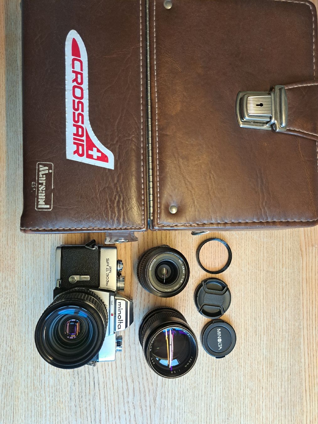 Minolta Kamera: Minolta SRT303b mit Objektiven und Koffer – Gebraucht aus Ringgenberg BE von Veloeli- 1