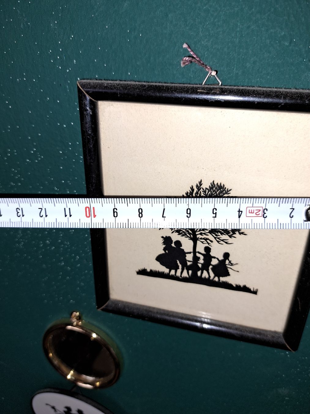 Grafiken & Lithographien: Scherenschnitt-Bild, Kinder unter Baum, gerahmt, antik – Gebraucht aus Kölliken von Upcycling-by-Mc-TAM 4