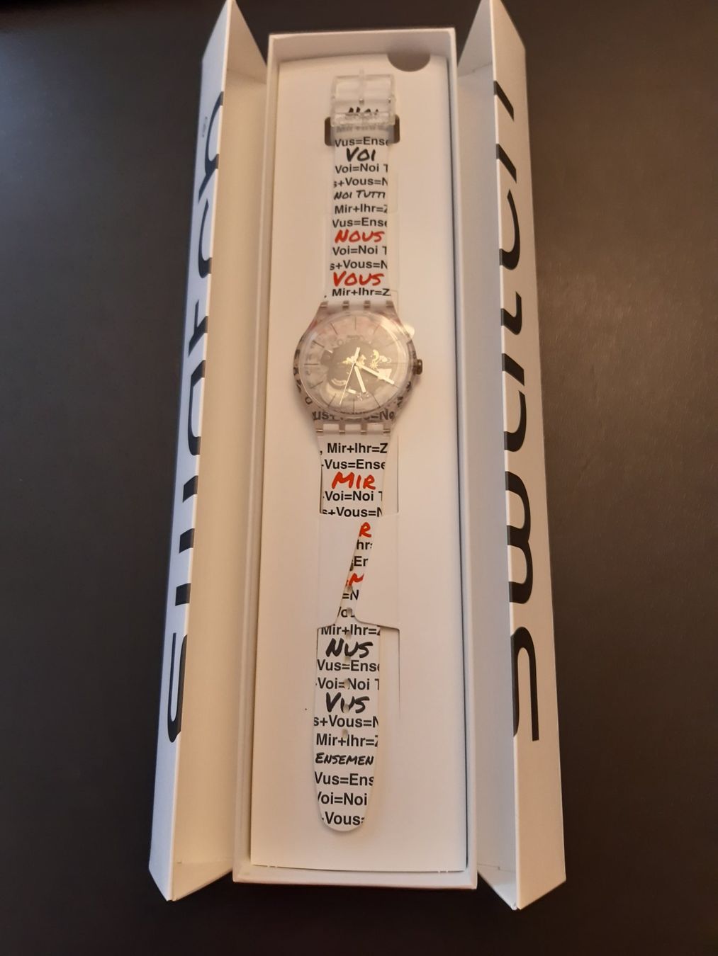 Swatch Orologi: Swatch Aktionärsuhr 2026 – Nuovo e nell'imballaggio originale da Möriken AG venduto da blanka015