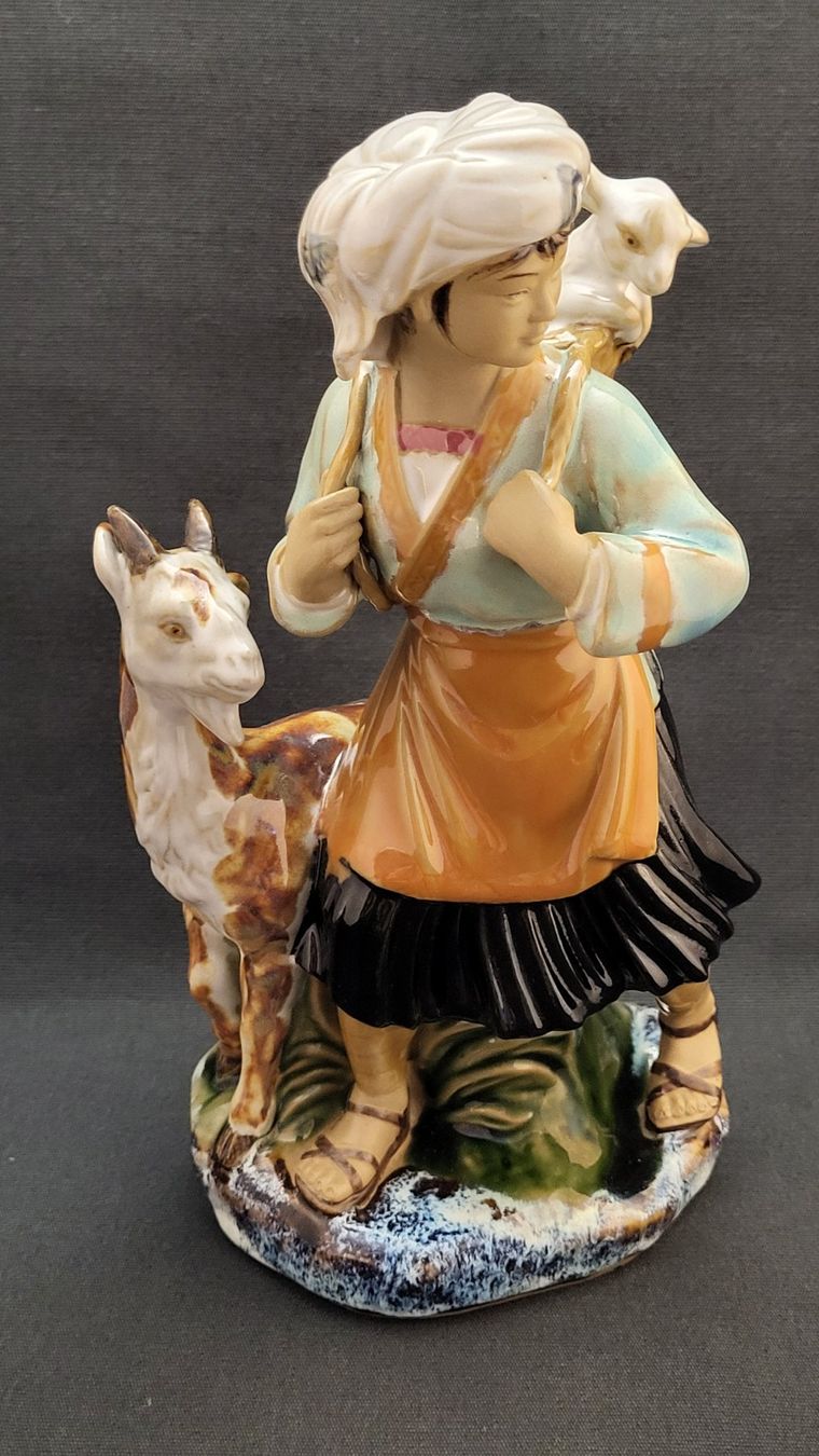 Figurines: Shiwan-Keramikfigur "Frau mit Ziegen" – D'occasion à Basel par spinne02 1