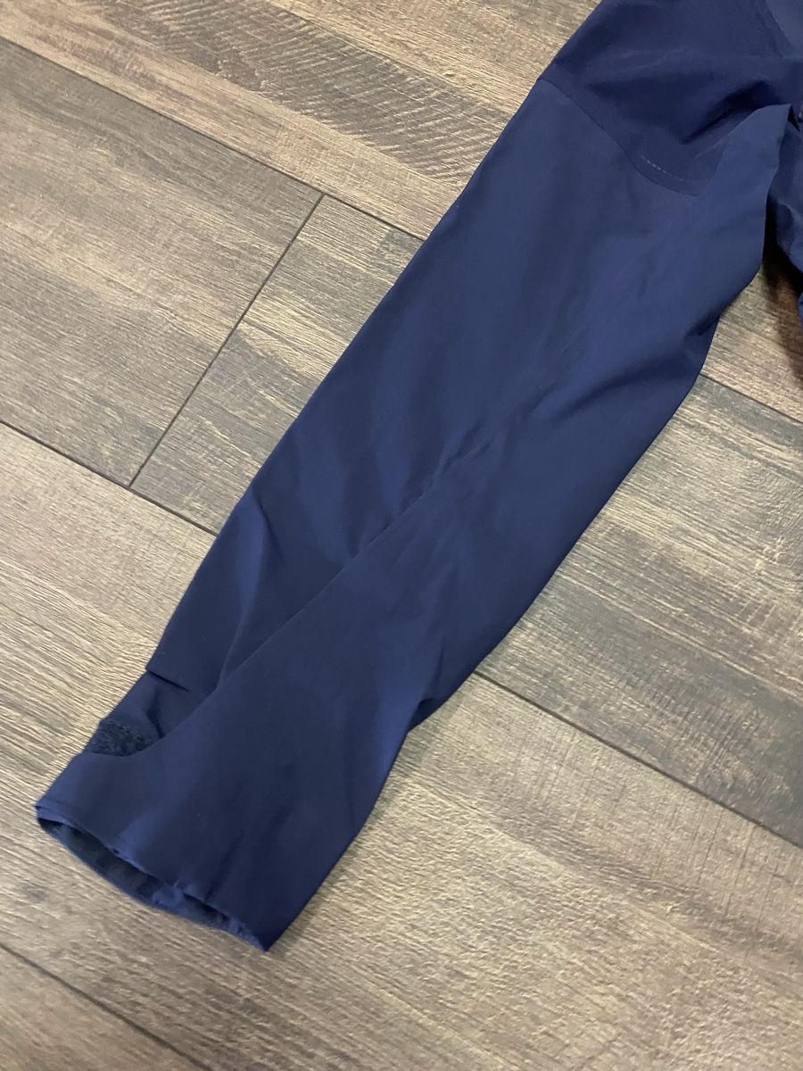 Kjus Vestes: KJUS FREIZEITJACKE WINDSCHUTZ S NEU – Neuf avec emballage d'origine à Büron par Coerner 1