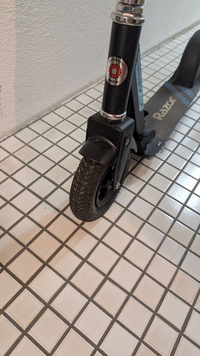 Kickboard: Trottinette – Usato da Monthey venduto da youpilavie 2