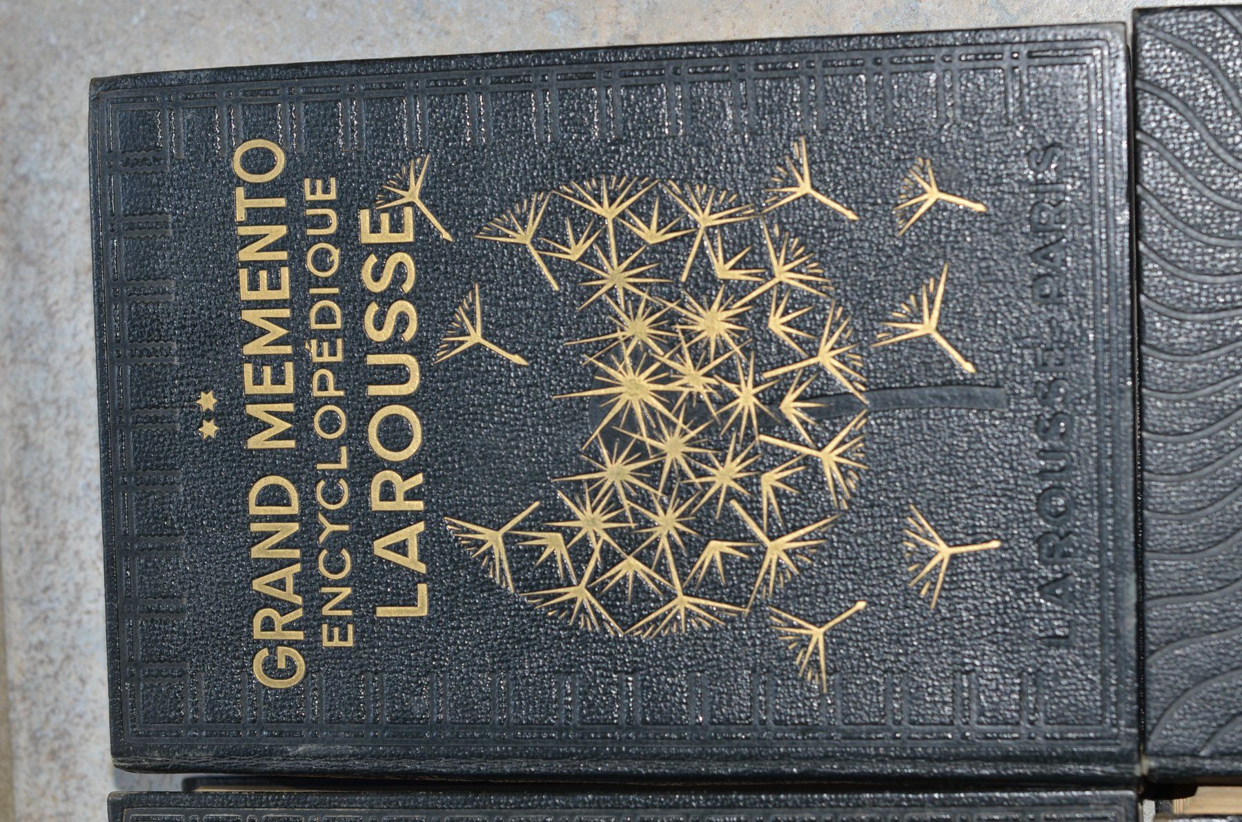 Bücher: LAROUSSE universel 1948/1949, encyclopédique 1936/1937 – Gebraucht aus Renan BE von myc_l5d6 3