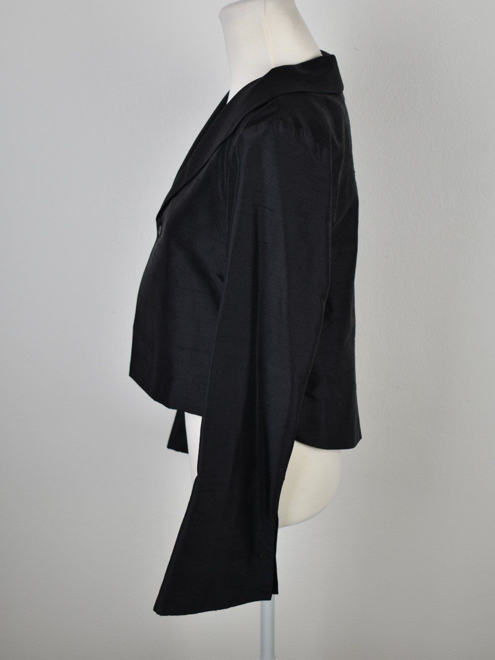 Annette Görtz Jacken: Annette Görtz Seidenjacke / Blazer Gr.34 – Gebraucht aus Nürensdorf von 2ND_STORY 1