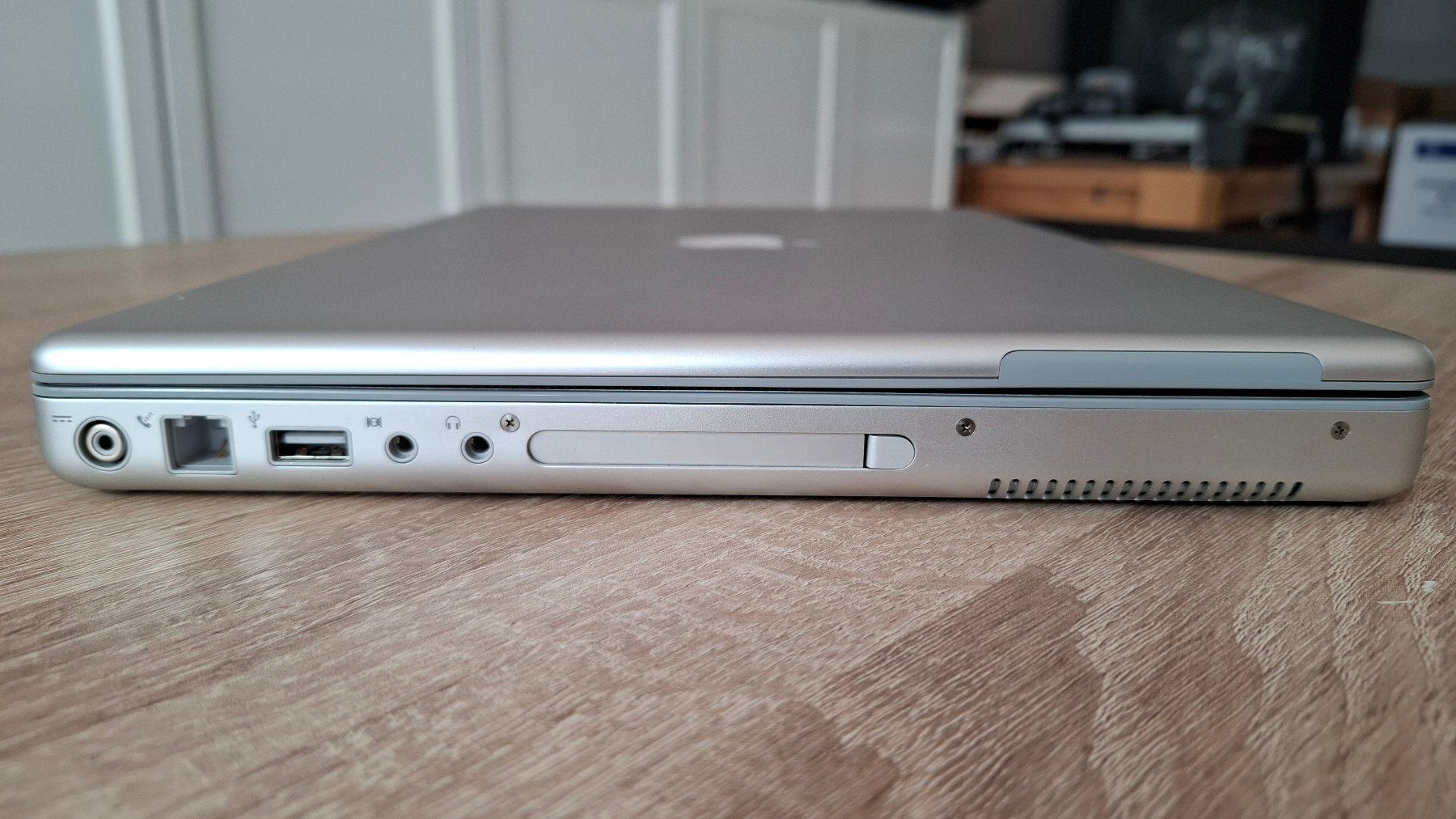 Apple Notebook: Apple PowerBook G4 A1138 – Usato da Lützelflüh-Goldb venduto da Procyon7.pk 3