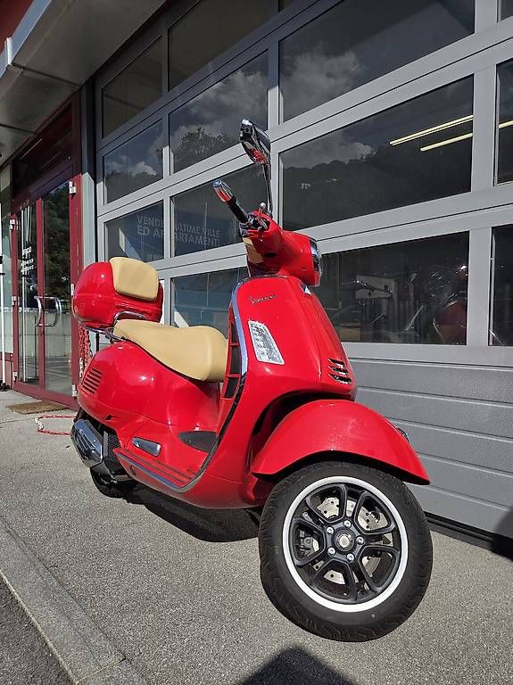 Piaggio Scooter: PIAGGIO Vespa GTS 125 – Usato da Vernate venduto da nma_77kf 3