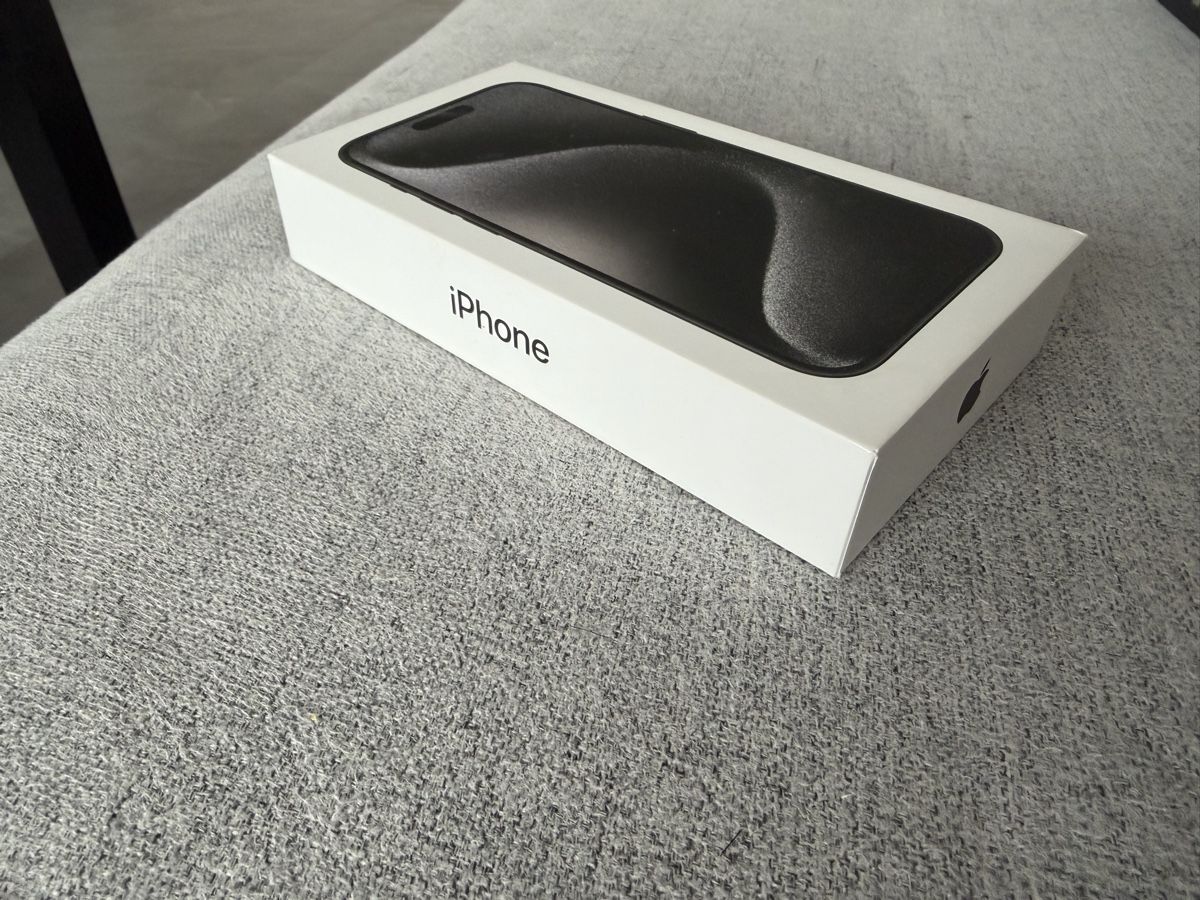 Apple Handys / Smartphones: iPhone 15 Pro 128 GB – Neu (gemäss Beschreibung) aus Dübendorf von Sh2ooRT 1