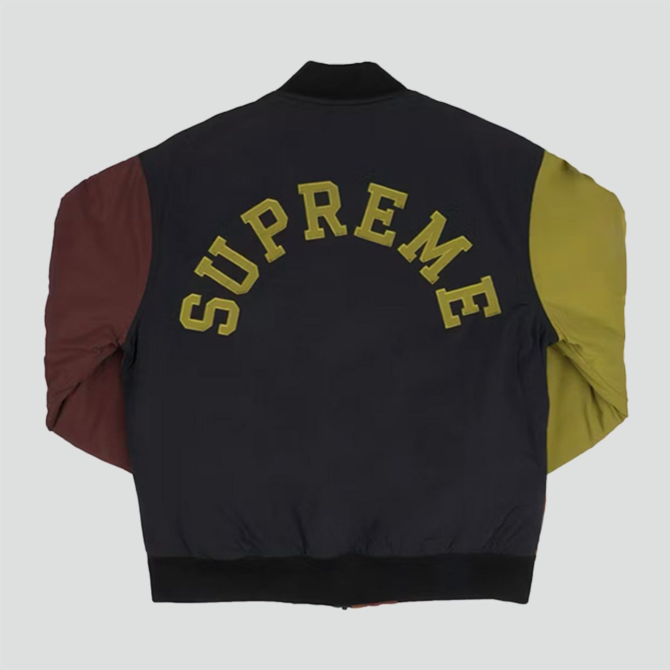 Supreme Giacche: Supreme x Champion bomber jacket Designerjacke – Usato da St. Gallen venduto da sourced_limited 1