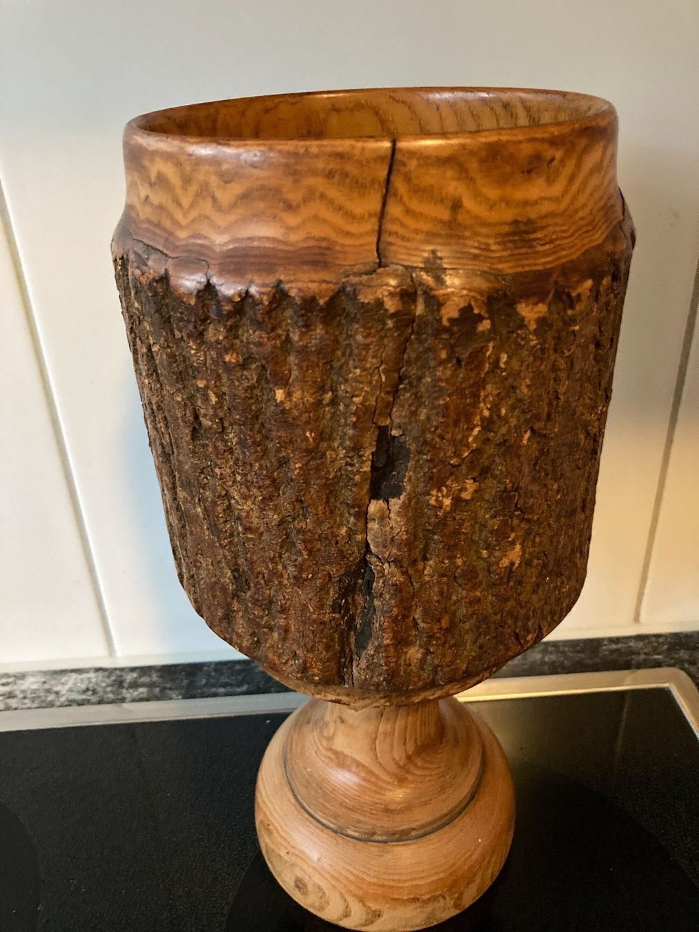 Sculture & Statue: Holz Kelch 2 L – Difettoso da Zürich venduto da Chaeffeler 1