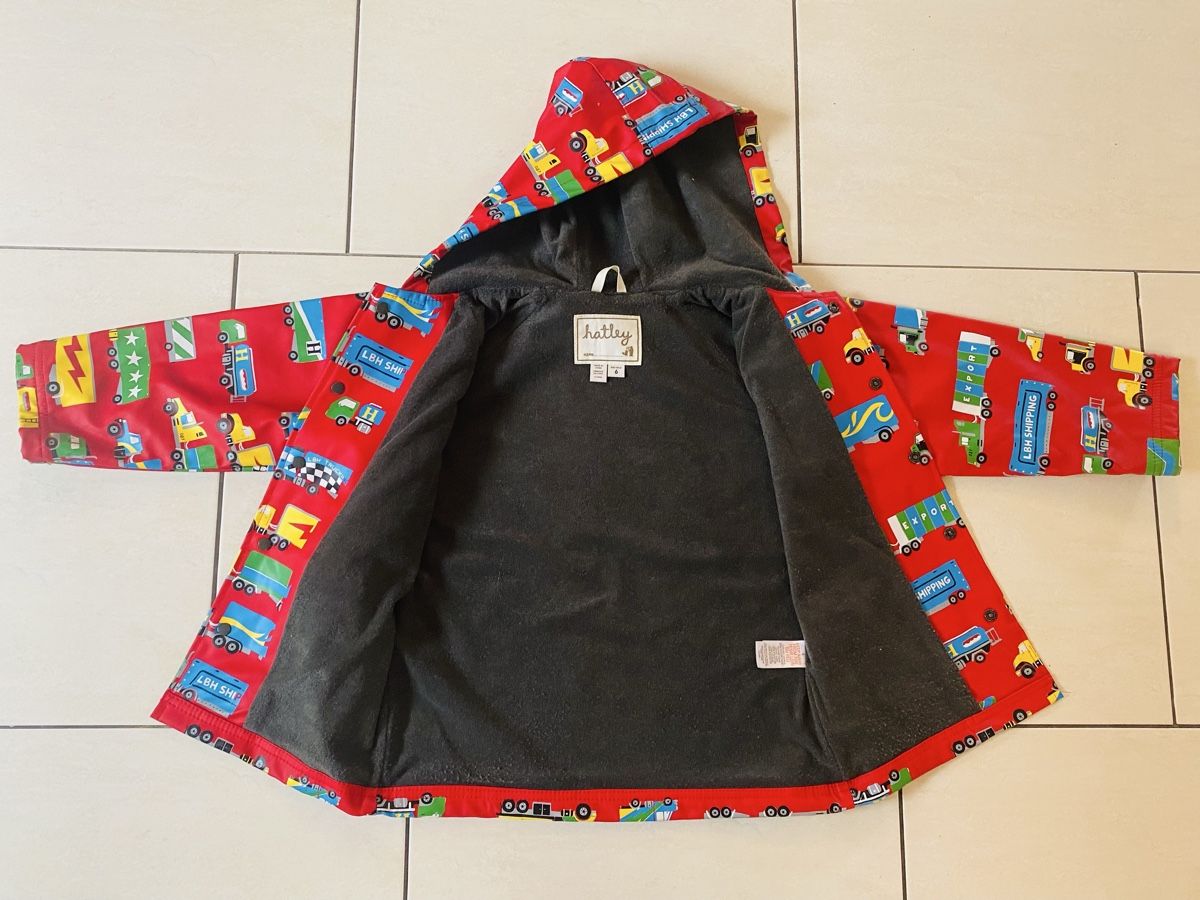 Hatley Giacche & Cappotti: Hatley Regenjacke Gr. 122 – Nuovo (secondo la descrizione) da Niederwil AG venduto da Rola77 1
