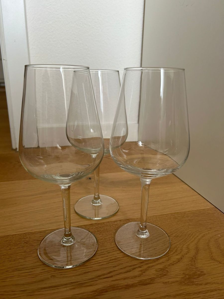 Verres: Weinglas – D'occasion à St. Niklausen LU par sterala