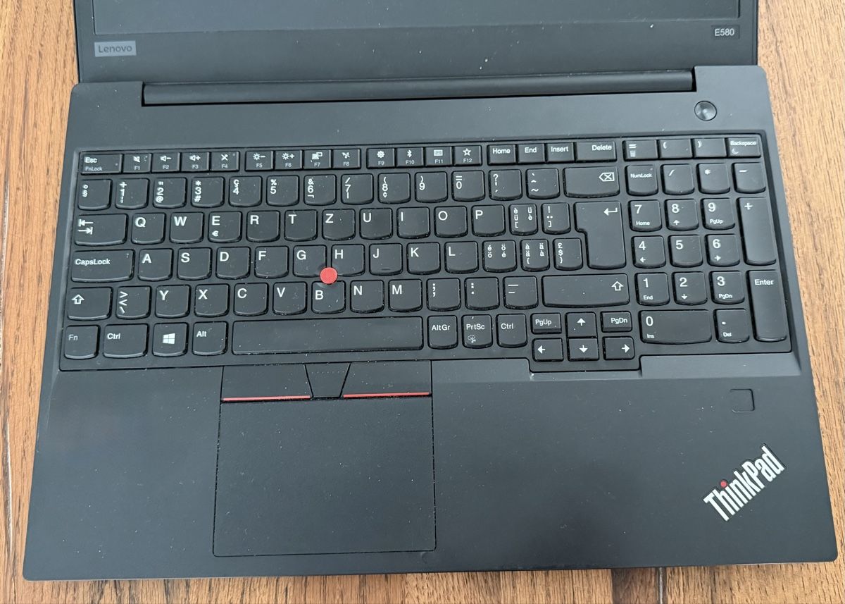 Lenovo Notebook: Notebook - Lenovo ThinkPad E580 - Ab 1 Fr...! – Difettoso da Zürich venduto da ersel 3