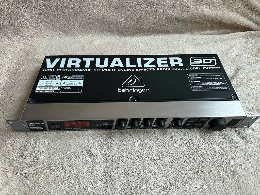 Behringer Equalizzatori: Behringer Virtualizer  Digitaler Multi-Effektprozessor – Usato da Schlieren venduto da Karr