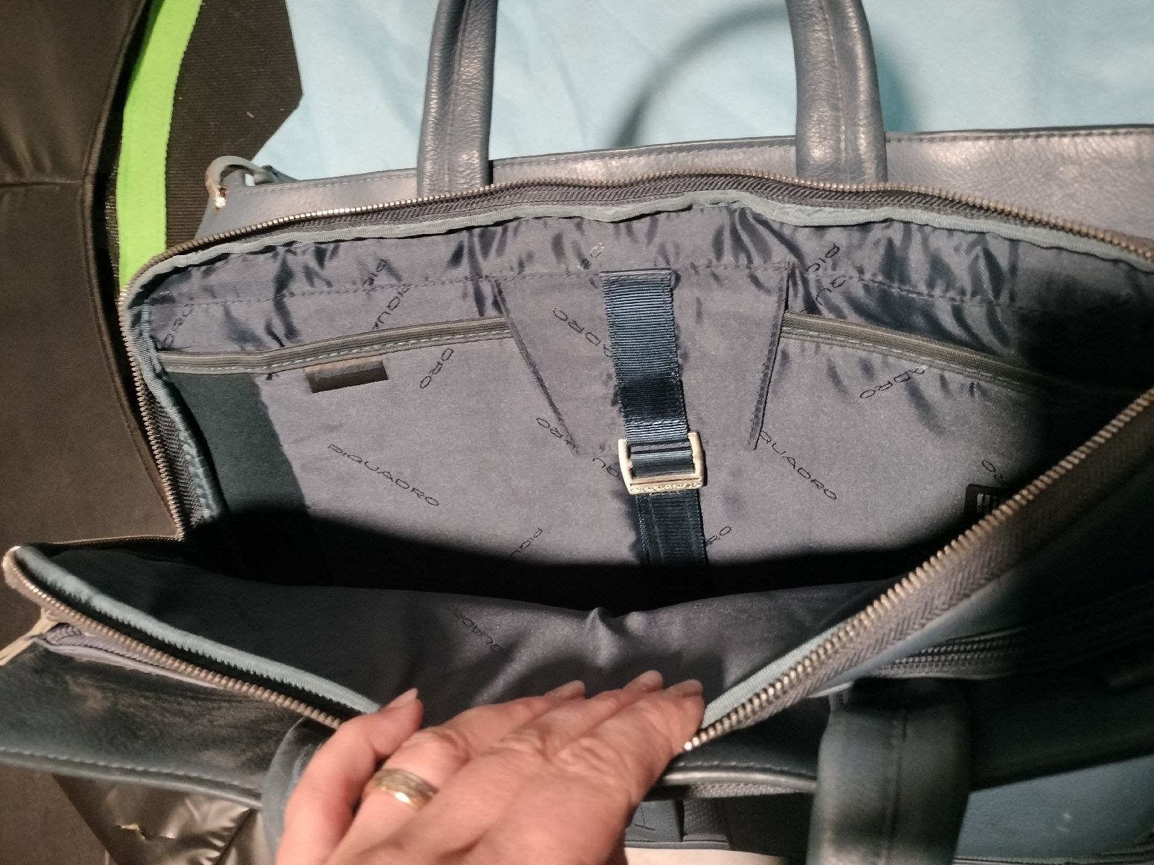 Piquadro Borse da donna: NEU Piquadro Laptoptasche – Nuovo (secondo la descrizione) da Gordevio venduto da LadyTicino 4