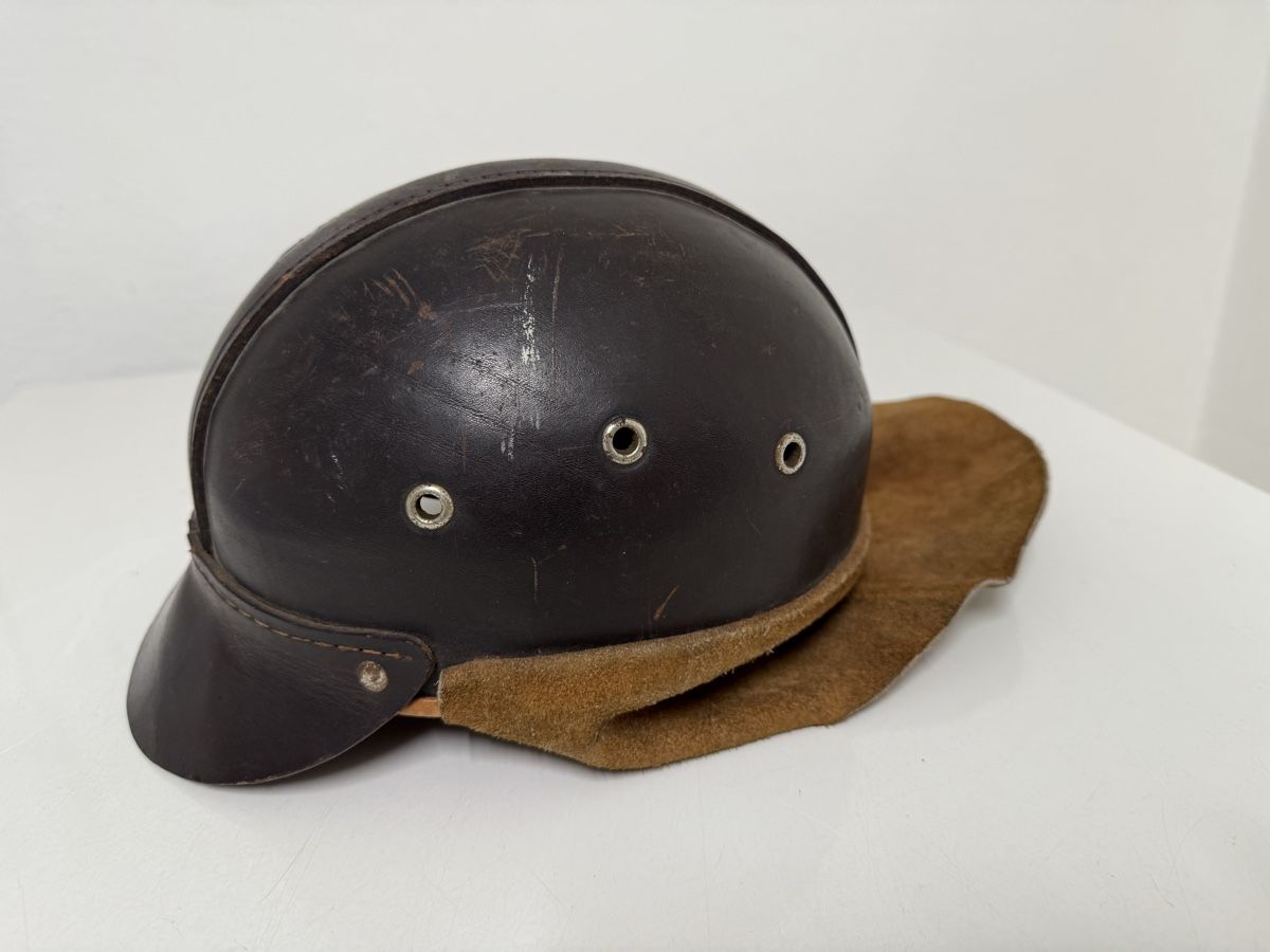 Abiti antichi: Oldtimer Mottorad Aviatic Autos Helm Lederhelm – Usato da Riehen venduto da MaestroImperatore 3