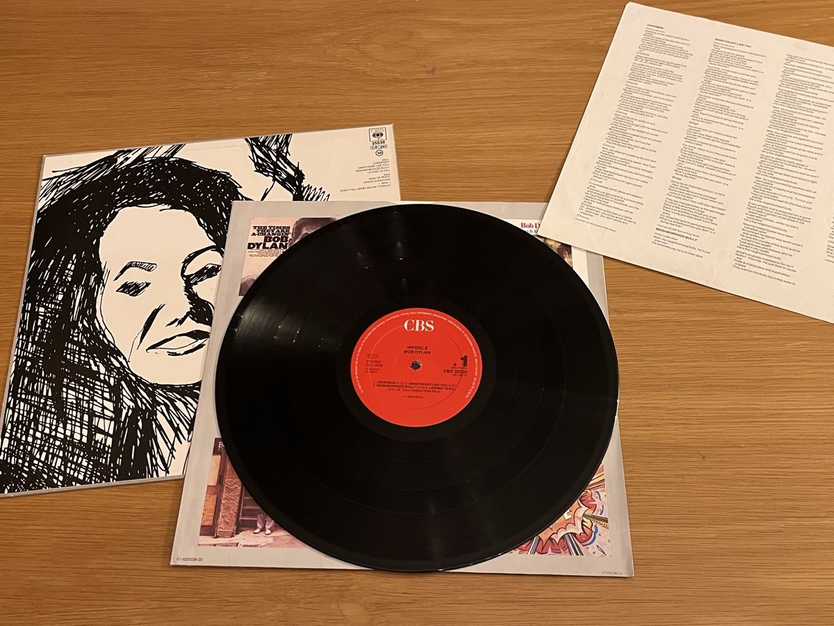 Dischi in vinile: Bob Dylan Infidels Lp Netherlands – Usato da Basel venduto da Vinyloase 2