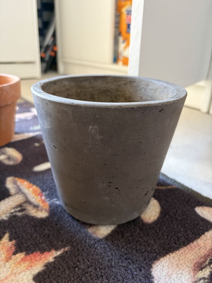 Pots de fleurs: Blumentöpfe, Übertöpfe – D'occasion à Amlikon-Bissegg par Rahelbr5 2