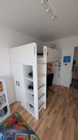 Hochbett mit Schrank und Pukt gebrucht