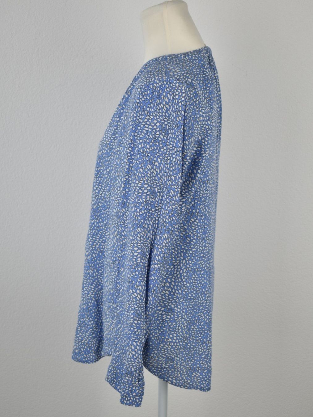 Esprit Blusen: Esprit Bluse Gr.34 100% Viskose – Gebraucht aus Nürensdorf von 2ND_STORY 1
