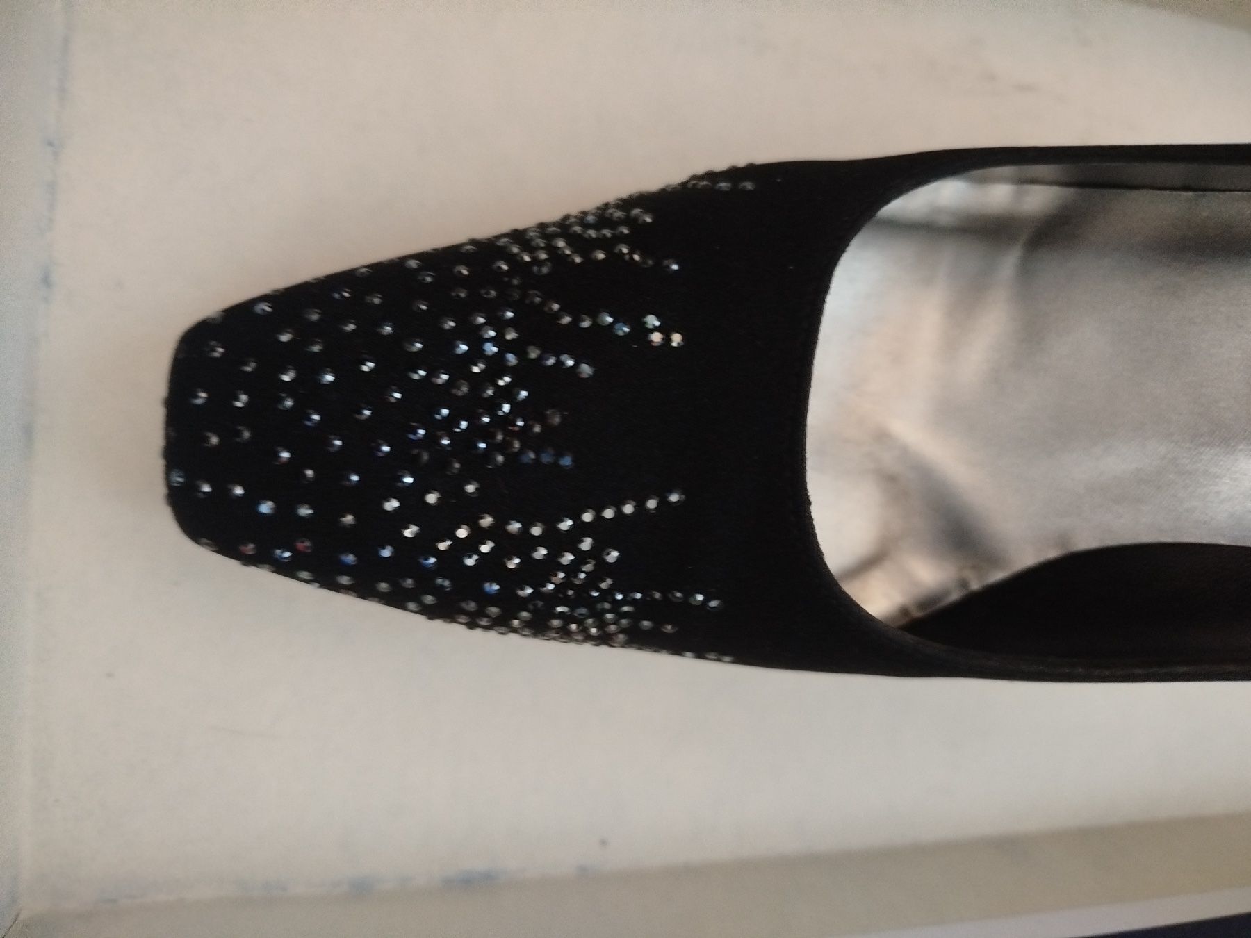 Stuart Weitzman Scarpe da donna: Stuart Weitzman Pumps 39 schwarz Strass – Usato da Zürich venduto da Victoria64
