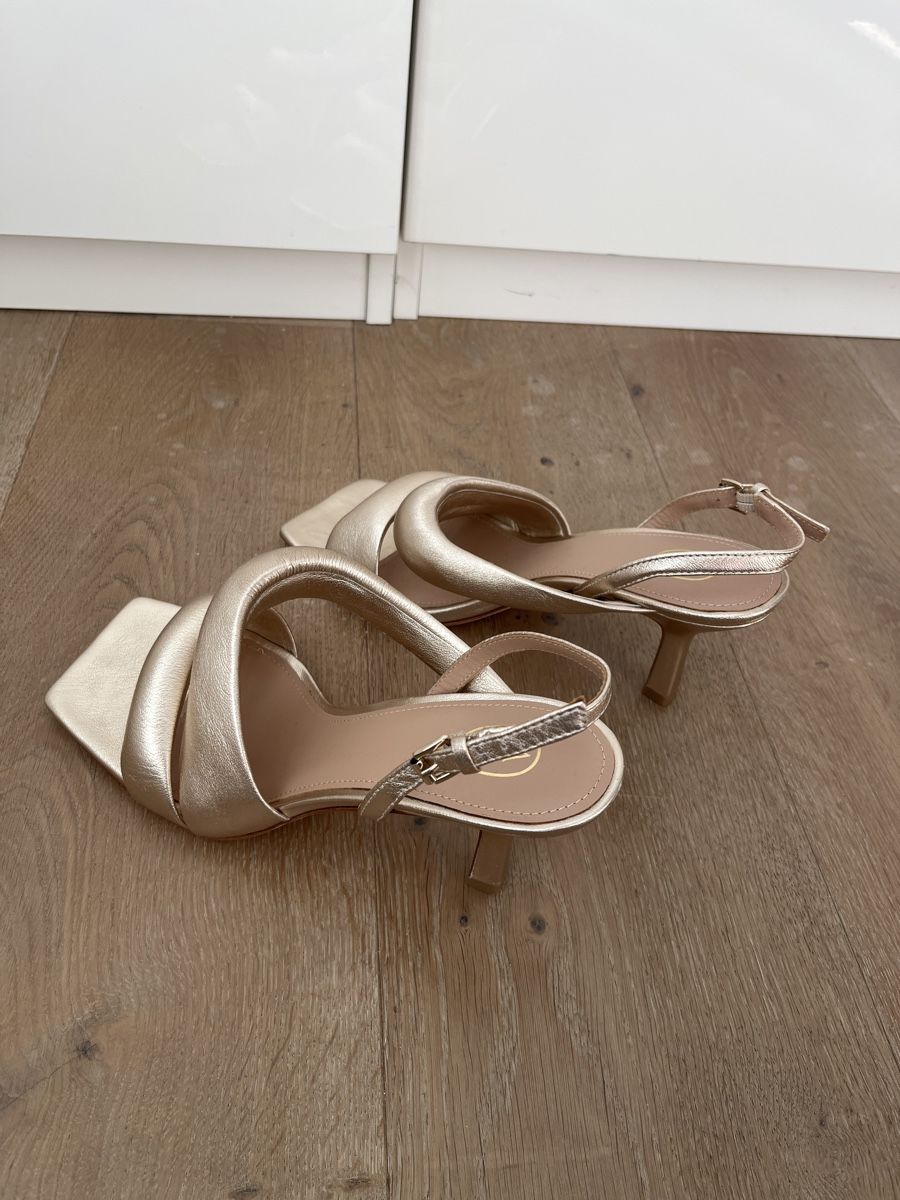 Ash Scarpe da donna: Ash Sandalen – Usato da Emmen venduto da cocowalk 2