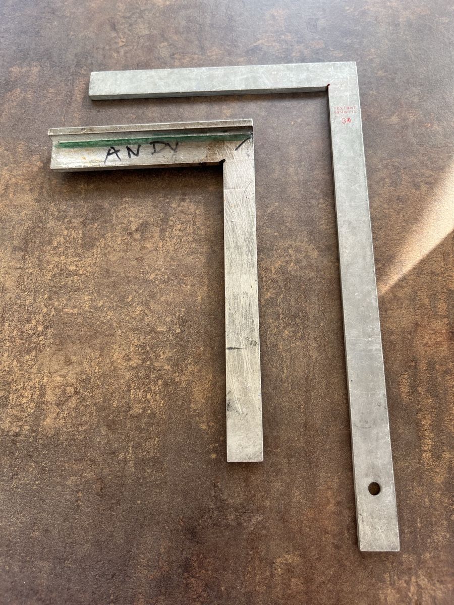 Alle Werkzeuge: Zwei Winkelmesser Metall  – Gebraucht aus Würenlos von KLG_3TBs 3