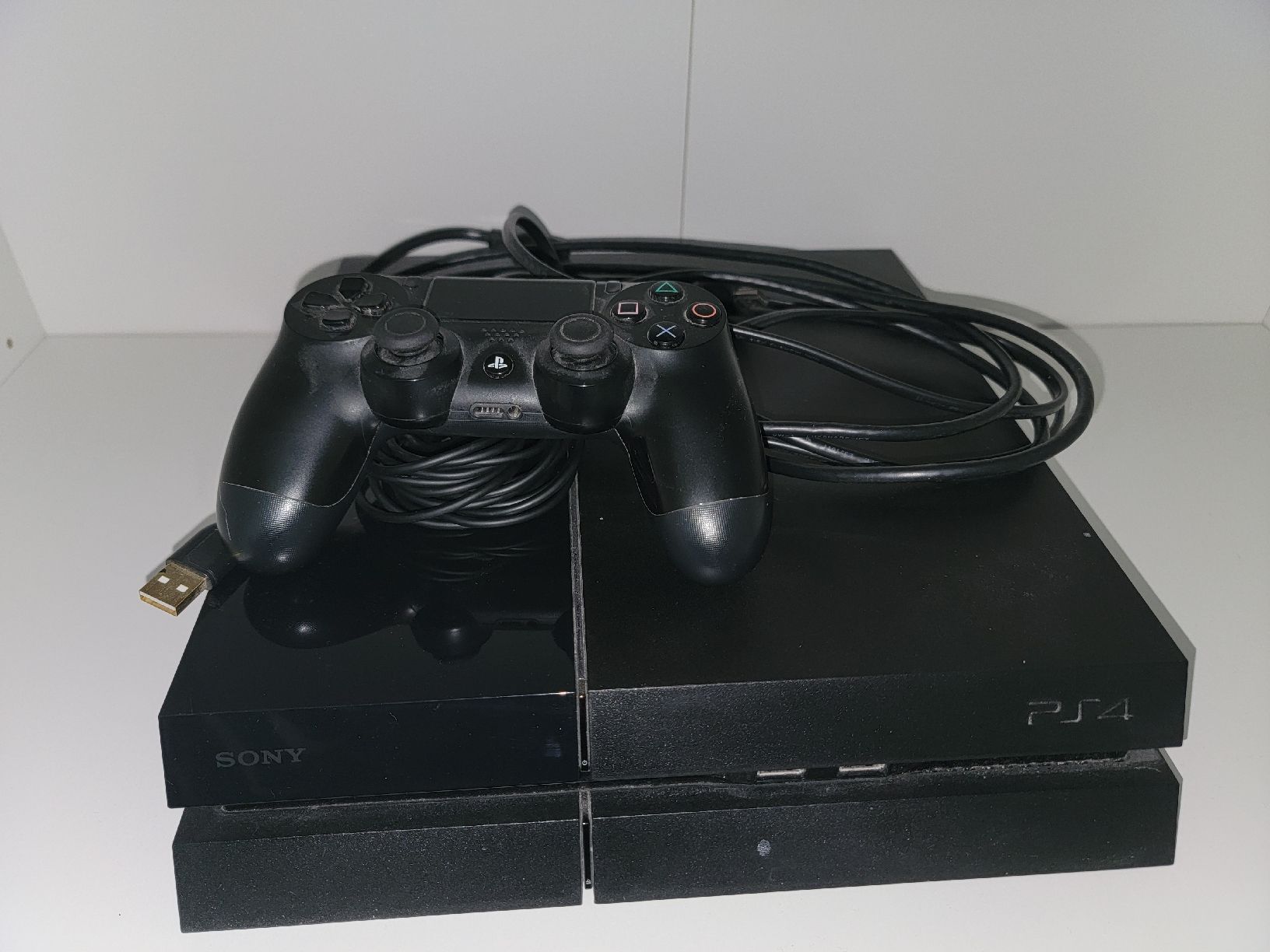 Sony Console: SONY PlayStation 4 Konsole mit Controller 🎮 – Usato da Muhen venduto da Litaf7 4