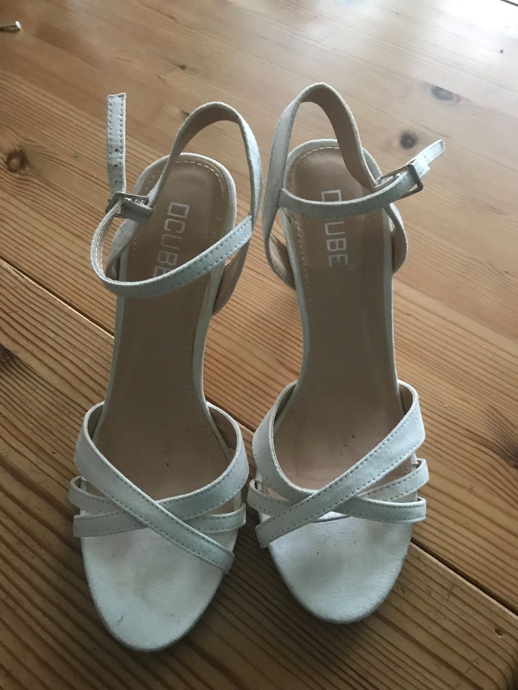 Chaussures femmes: Tanzschuhe – D'occasion à Dietlikon par estrella-stern