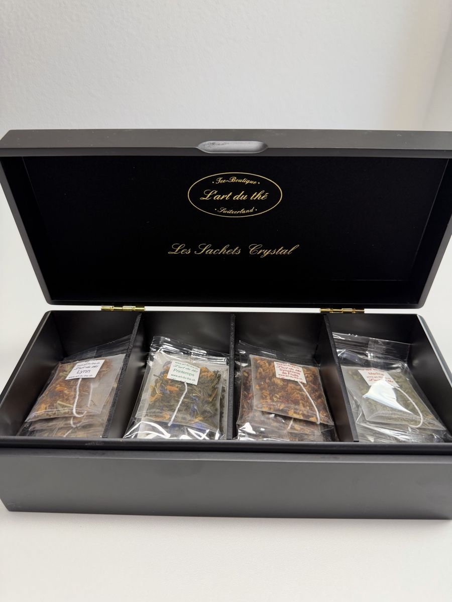 Casse di trasporto: Teebox schwarz mit 4 Fächern von Tee-Boutique L'art du thé – Usato da Rotkreuz venduto da GoldHeinz 2