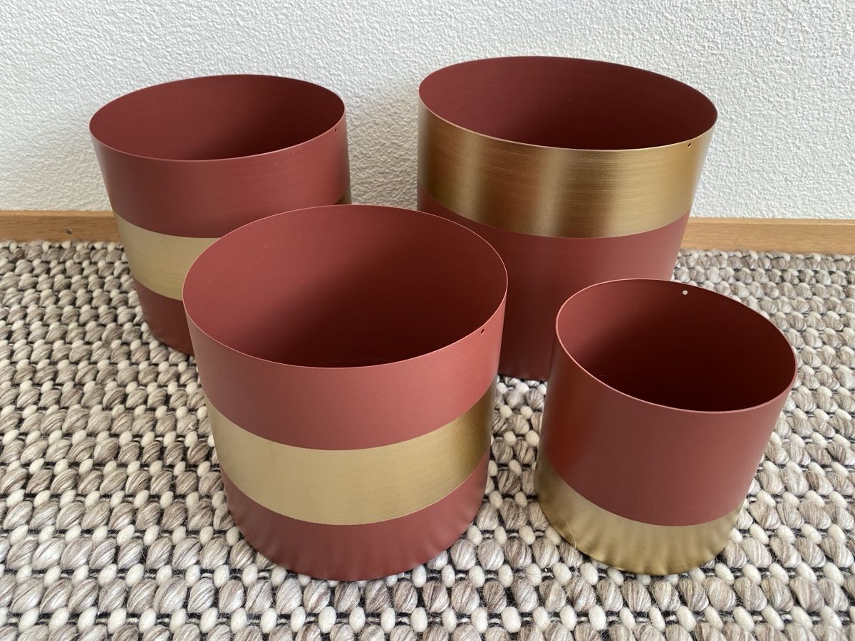 Vasi per fiori: 4 Blumentöpfe Gold/Rostfarben Set Übertopf modern – Usato da Seuzach venduto da freiheiten