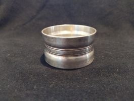 Rond de serviette en métal argenté, CHRISTOFLE/FRANCE 1930.