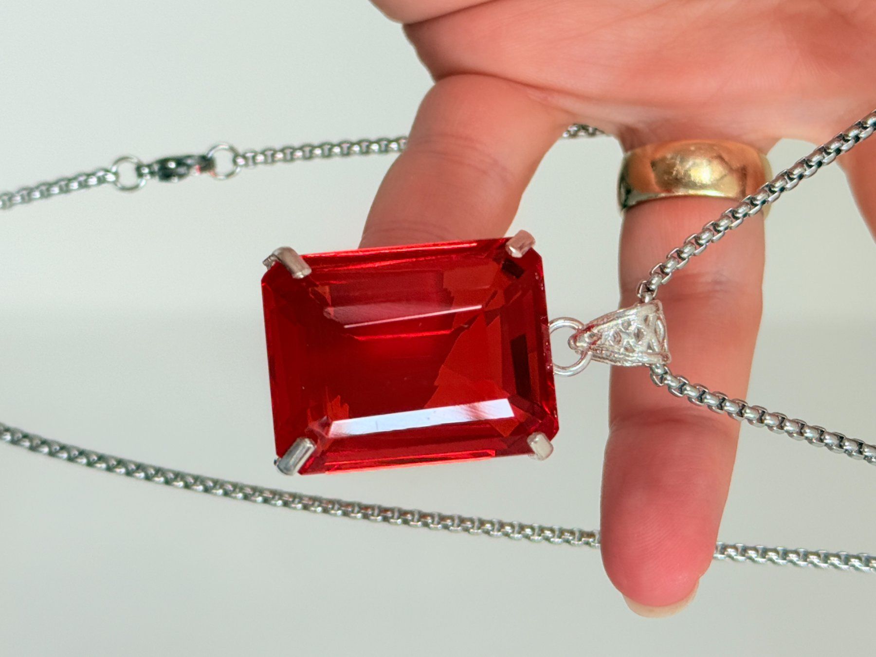 Colliers: 100 Ct Loose Gemstone Certified COLLIER – Neuf avec emballage d'origine à Genève par AWWA 8