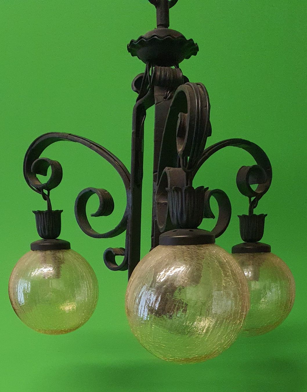 Kronleuchter & Deckenlampen: Massive Vintage Schmied-Eiserne Deckenlampe / 37 – Gebraucht aus Grenchen von sale.manager 2
