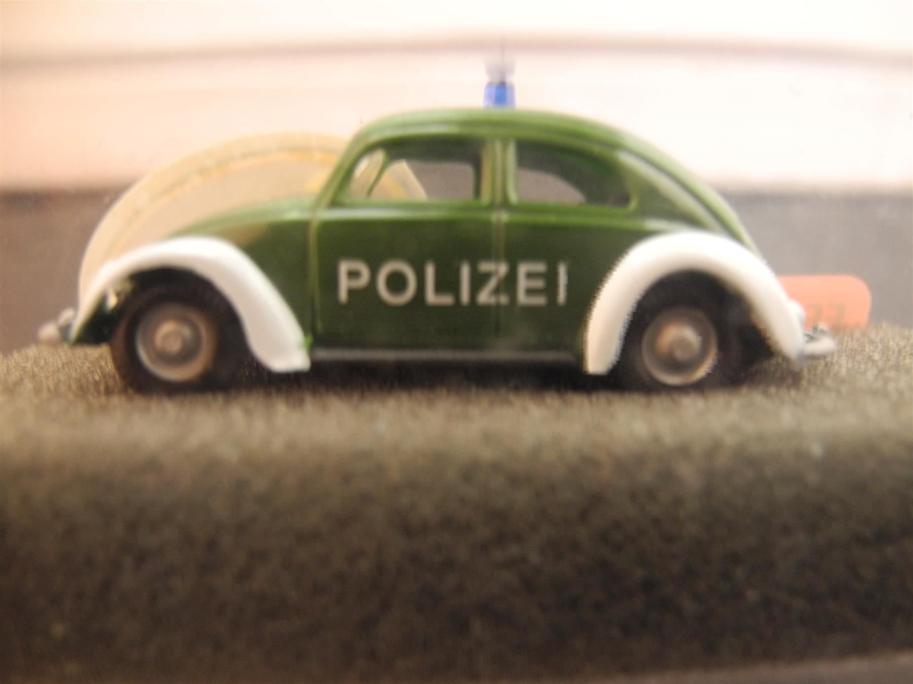 Praliné Modellautos: 2 x Praliné 2741 Polizei + 3745 FW, Nr. d90 – Neu und originalverpackt aus Kottwil von Crazyrolf 1